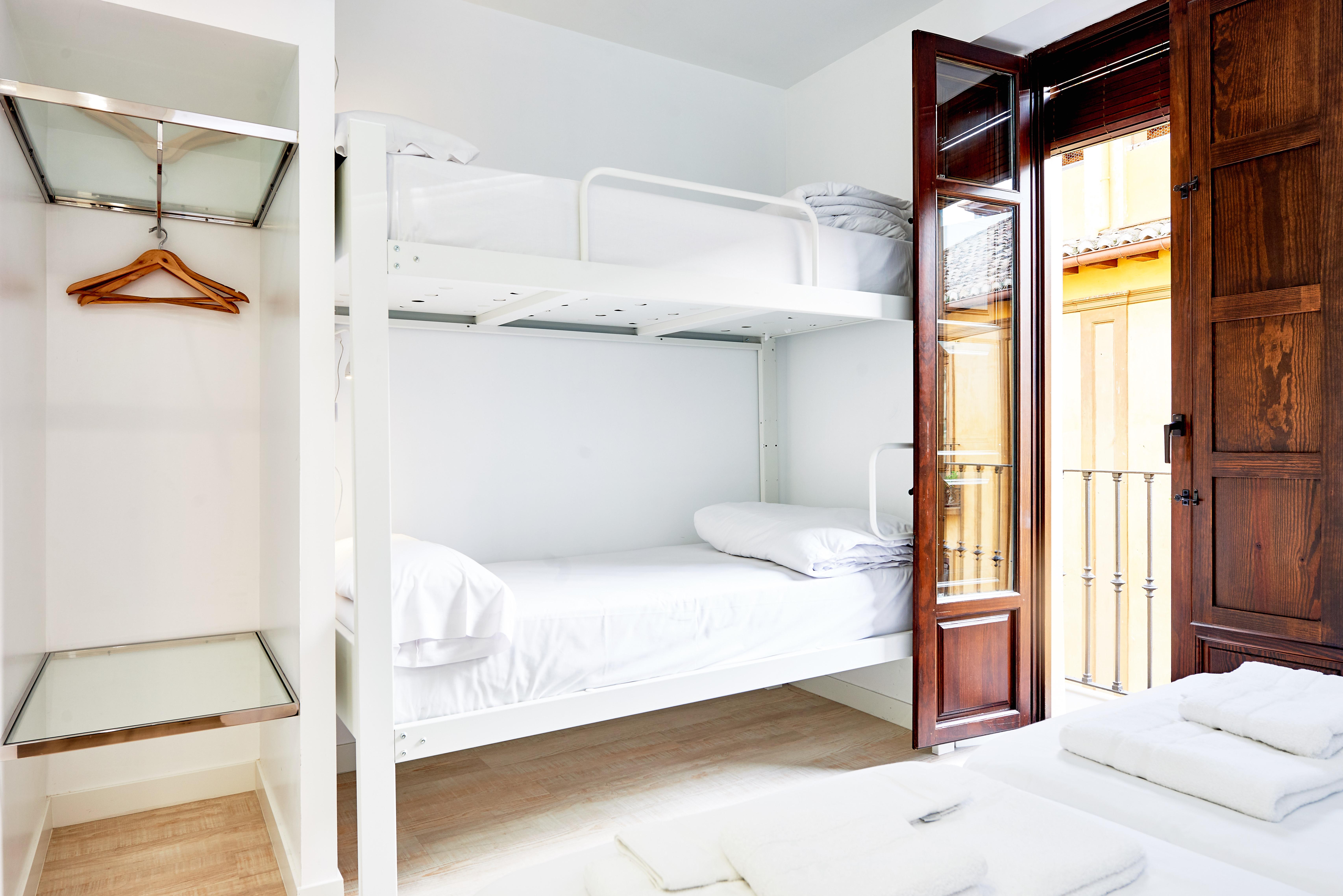 Amc Granada Hostal — Fotos 1